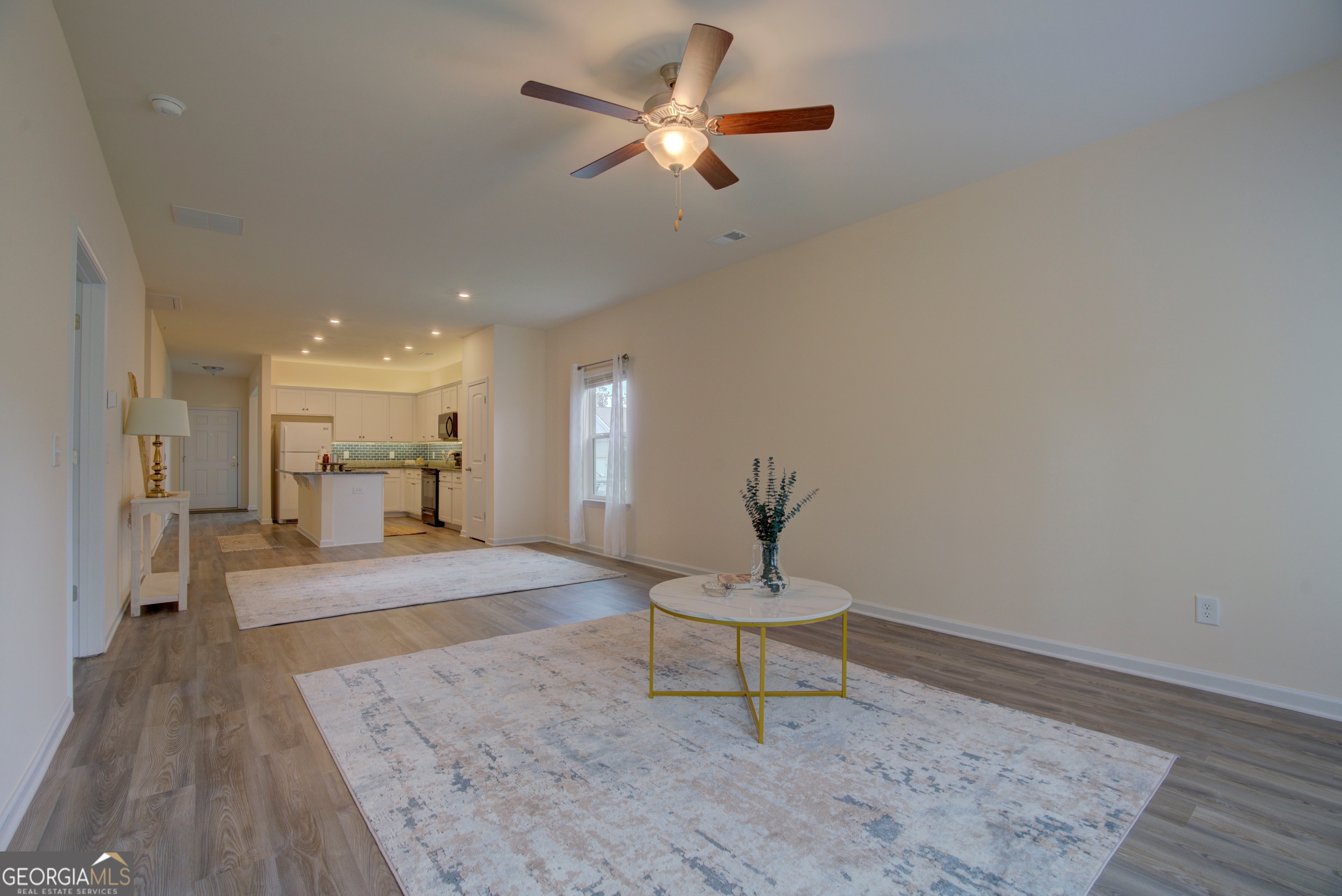 12 Applewood Drive Northeast Rome, GA 30165 - Photo 5 of 31 a living room with furniture and a rug