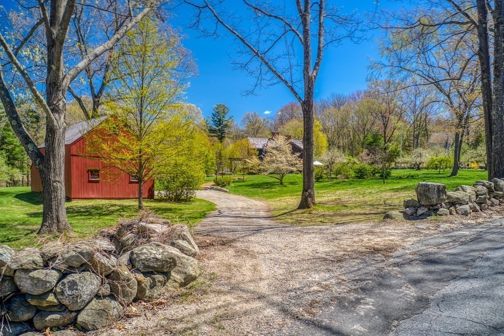 83 Whitney Road Harvard, MA 01451 - Photo 10 of 41