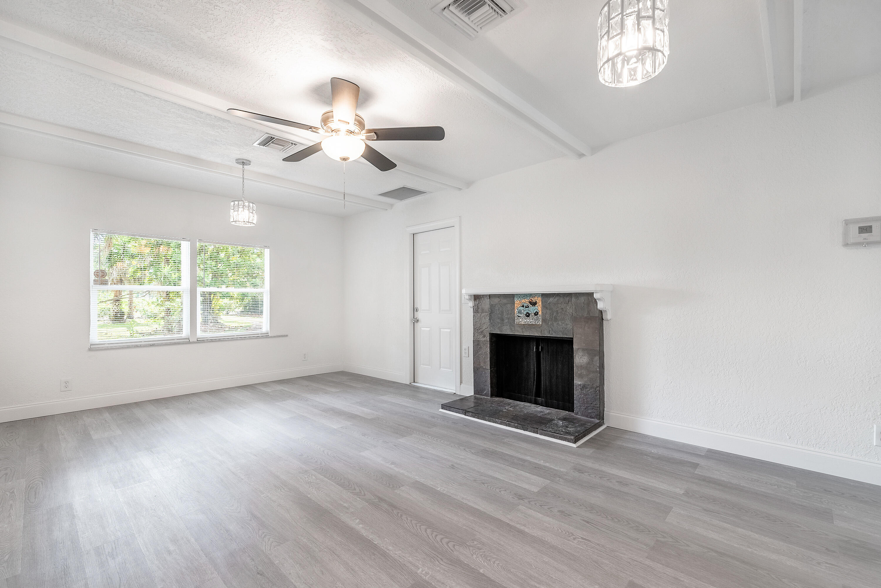 1523 West C Road Loxahatchee Groves, FL 33470 - Photo 8 of 57 1523WestCRd-5