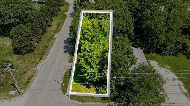 $5,000 | 13019 5th Street, Grandview, MO 64030