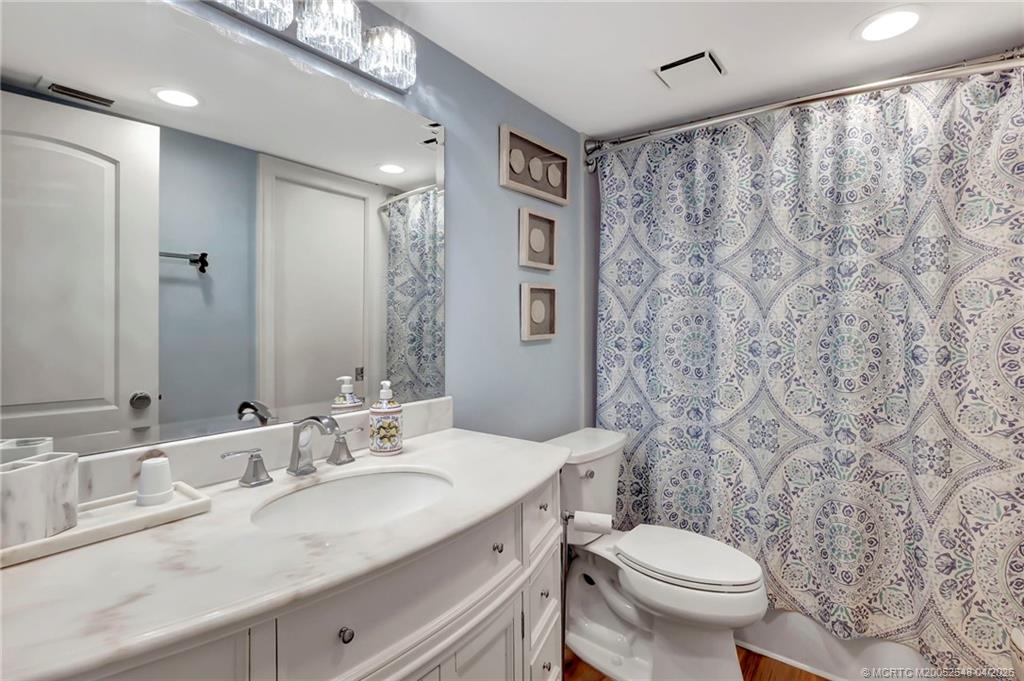 40 Northeast Plantation Road, Unit 107 Jensen Beach, FL 34957 - Photo 18 of 35