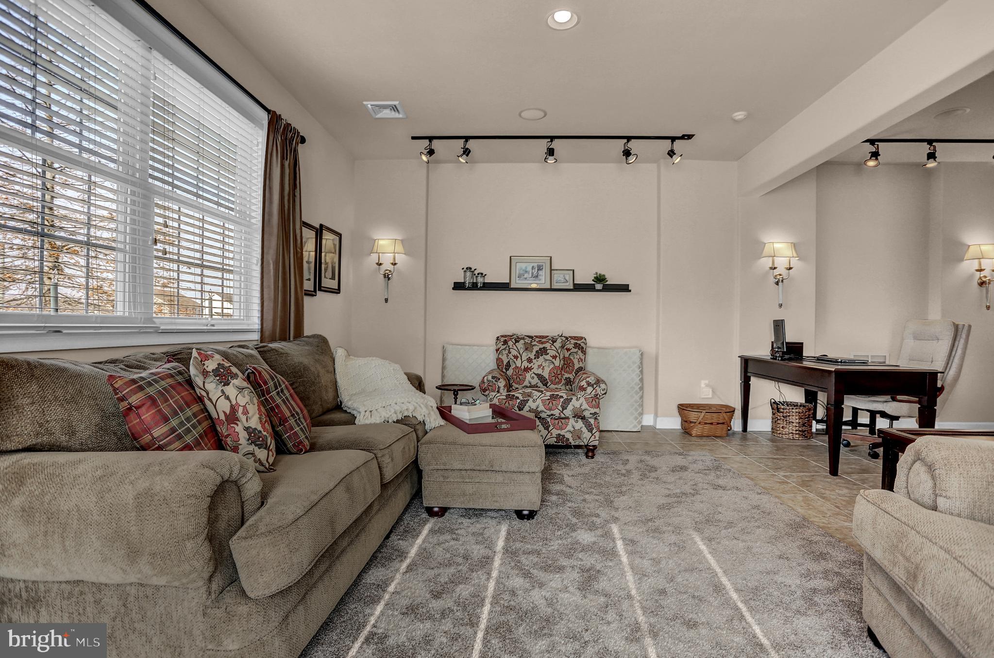 448 Princeton Road Harrisburg, PA 17111 - Photo 22 of 37 Gallery Image 22