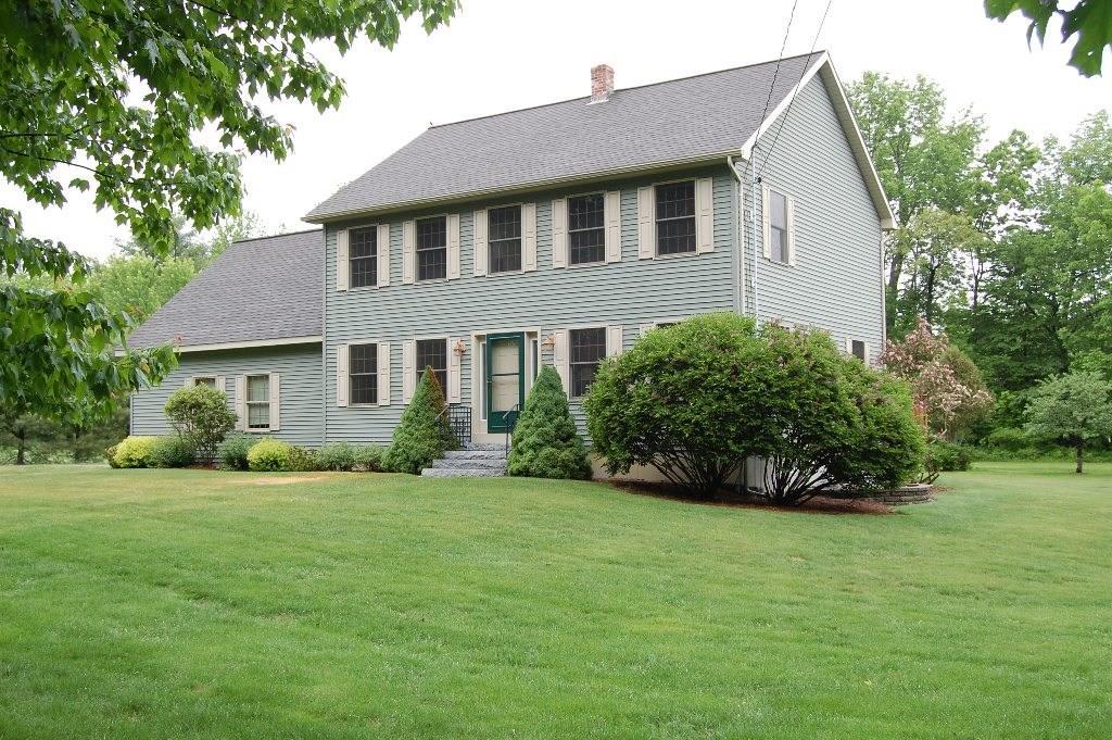 37 Cari Way Sidney, ME 04330 - Photo 3 of 30 Photo
