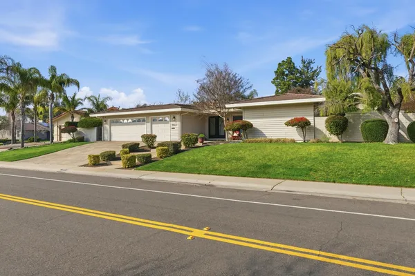 $790,000 | 16227 Spring Creek Drive, Ripon, CA 95366