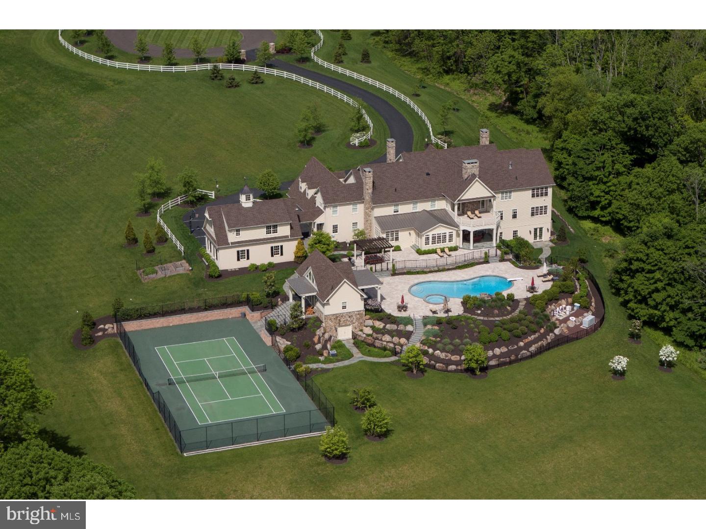 17 Stonebridge Crossing Road Newtown, PA 18940 - Photo 2 of 25 Exterior Back