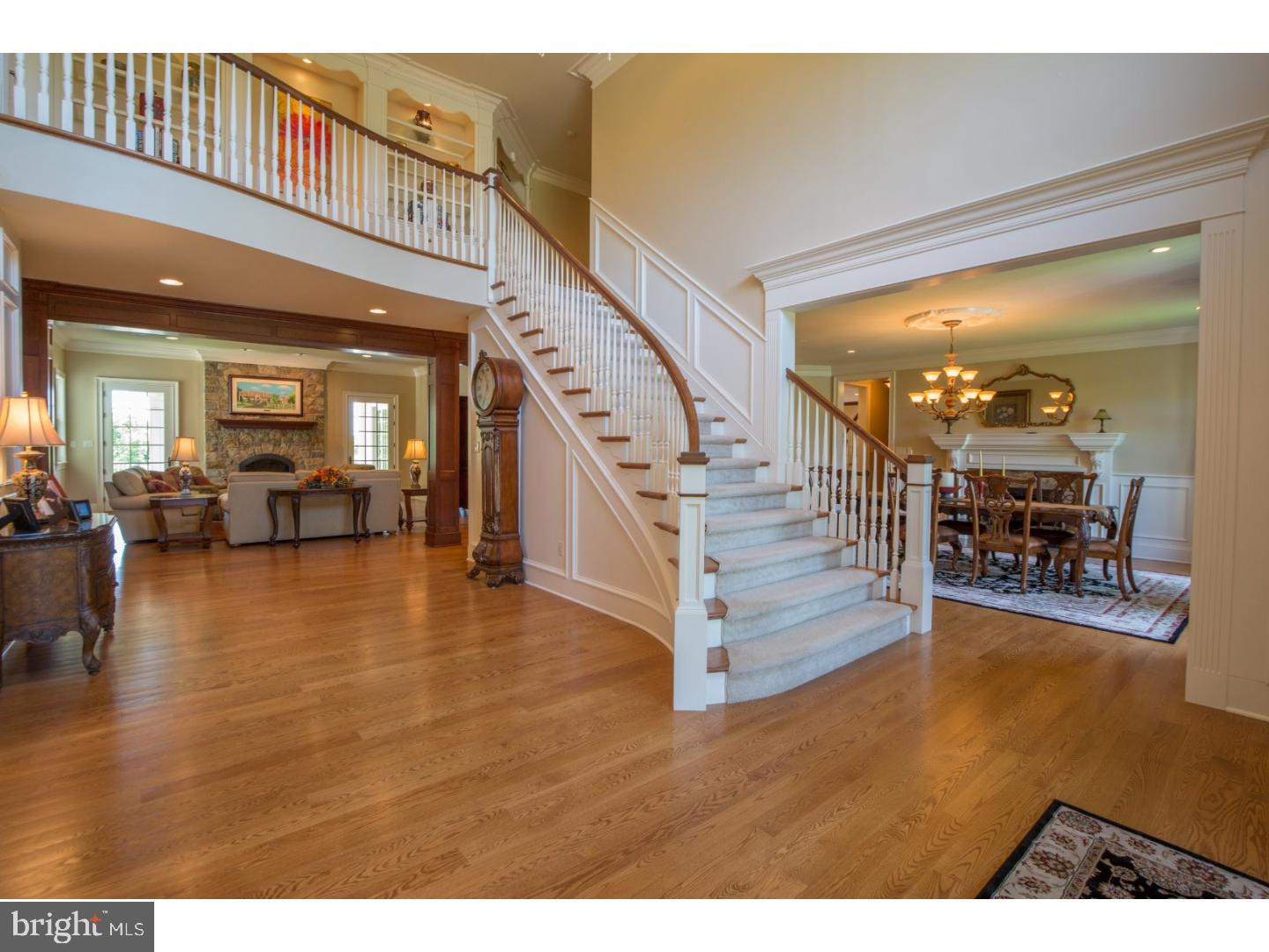 17 Stonebridge Crossing Road Newtown, PA 18940 - Photo 5 of 25 Foyer