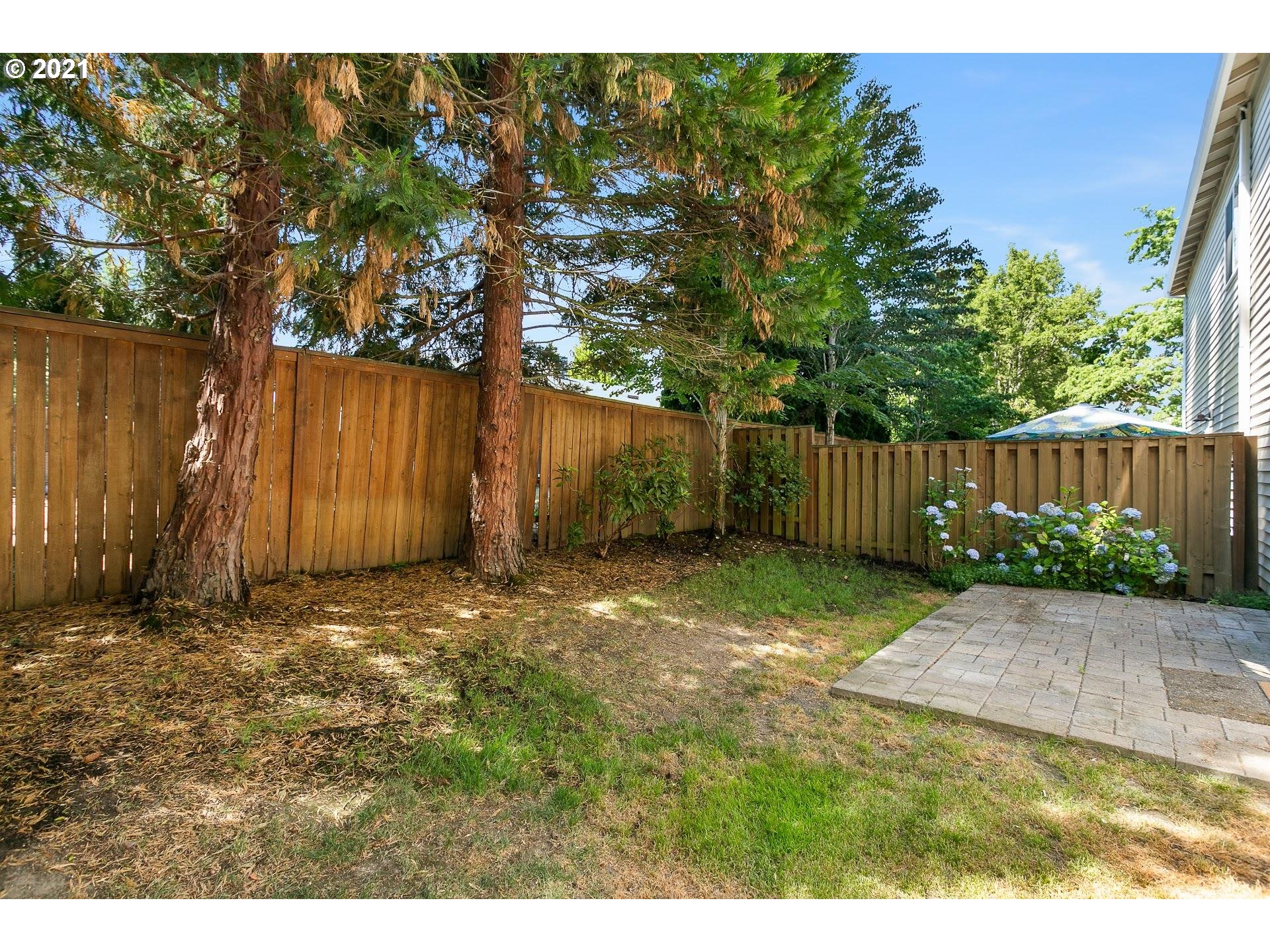 18220 Southwest Strathmoor Street Beaverton, OR 97007 - Photo 21 of 24 Gallery Image 21
