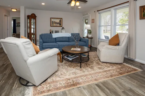 $499,900 | 50306 Pleasant Street, Dowagiac, MI 49047