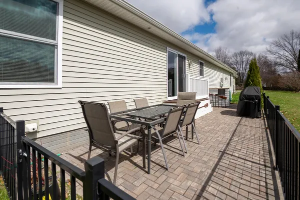 $499,900 | 50306 Pleasant Street, Dowagiac, MI 49047