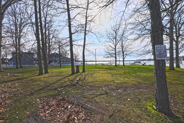 $499,900 | 50306 Pleasant Street, Dowagiac, MI 49047