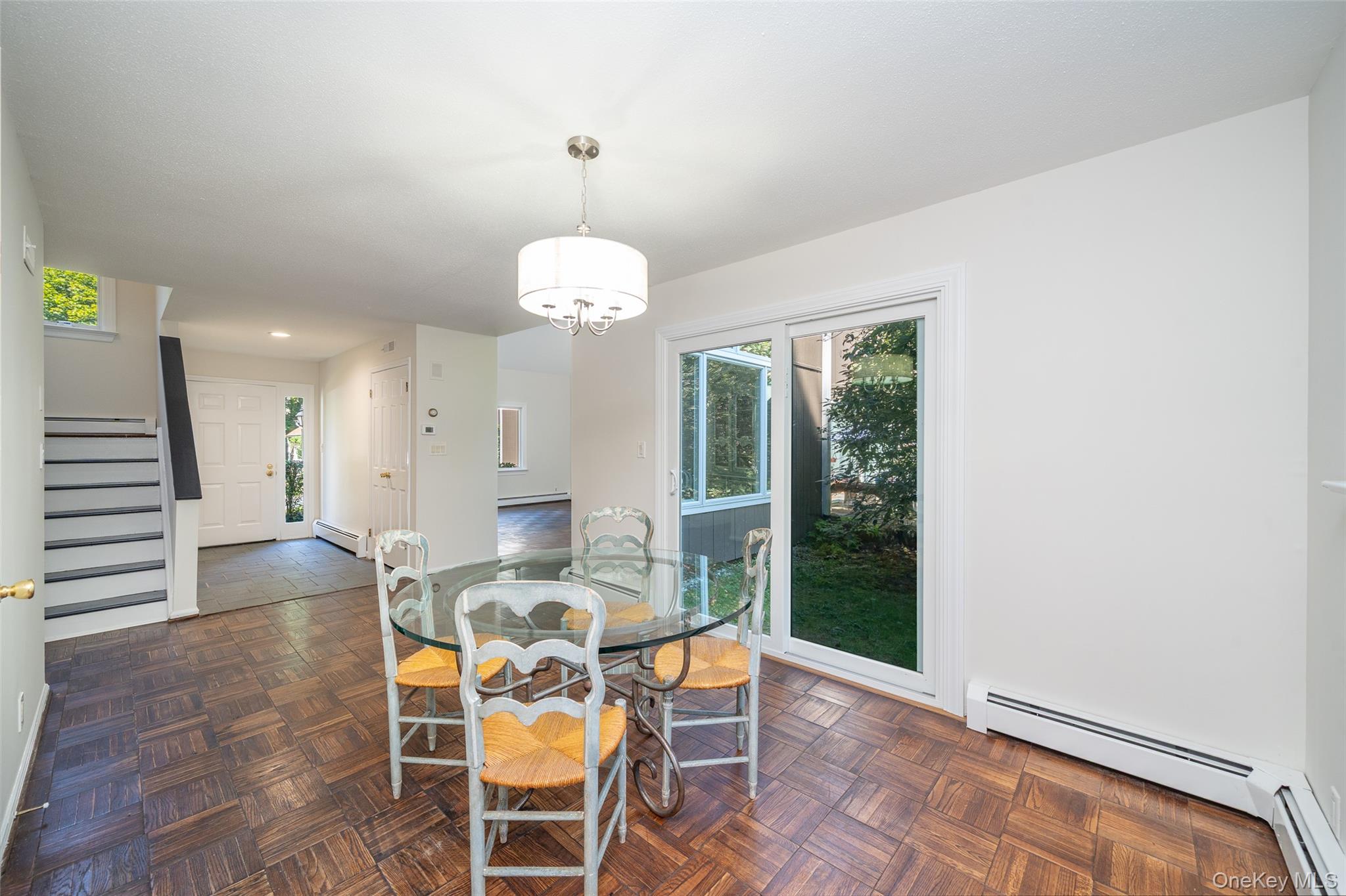 10 Grove Mews Chappaqua, NY 10514 - Photo 7 of 22