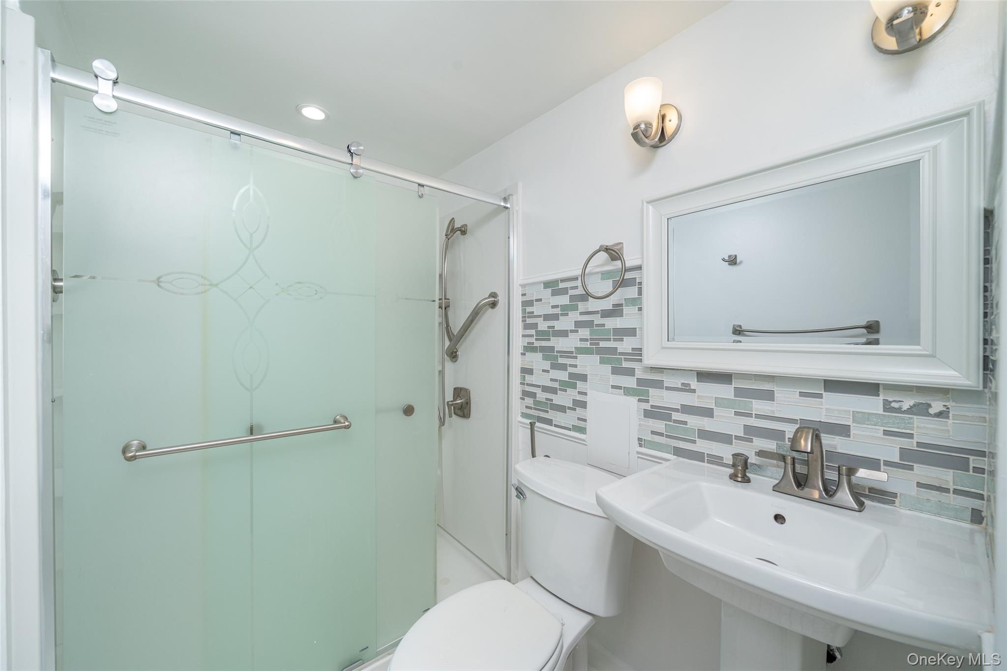10 Grove Mews Chappaqua, NY 10514 - Photo 8 of 22 Ground floor bathroom