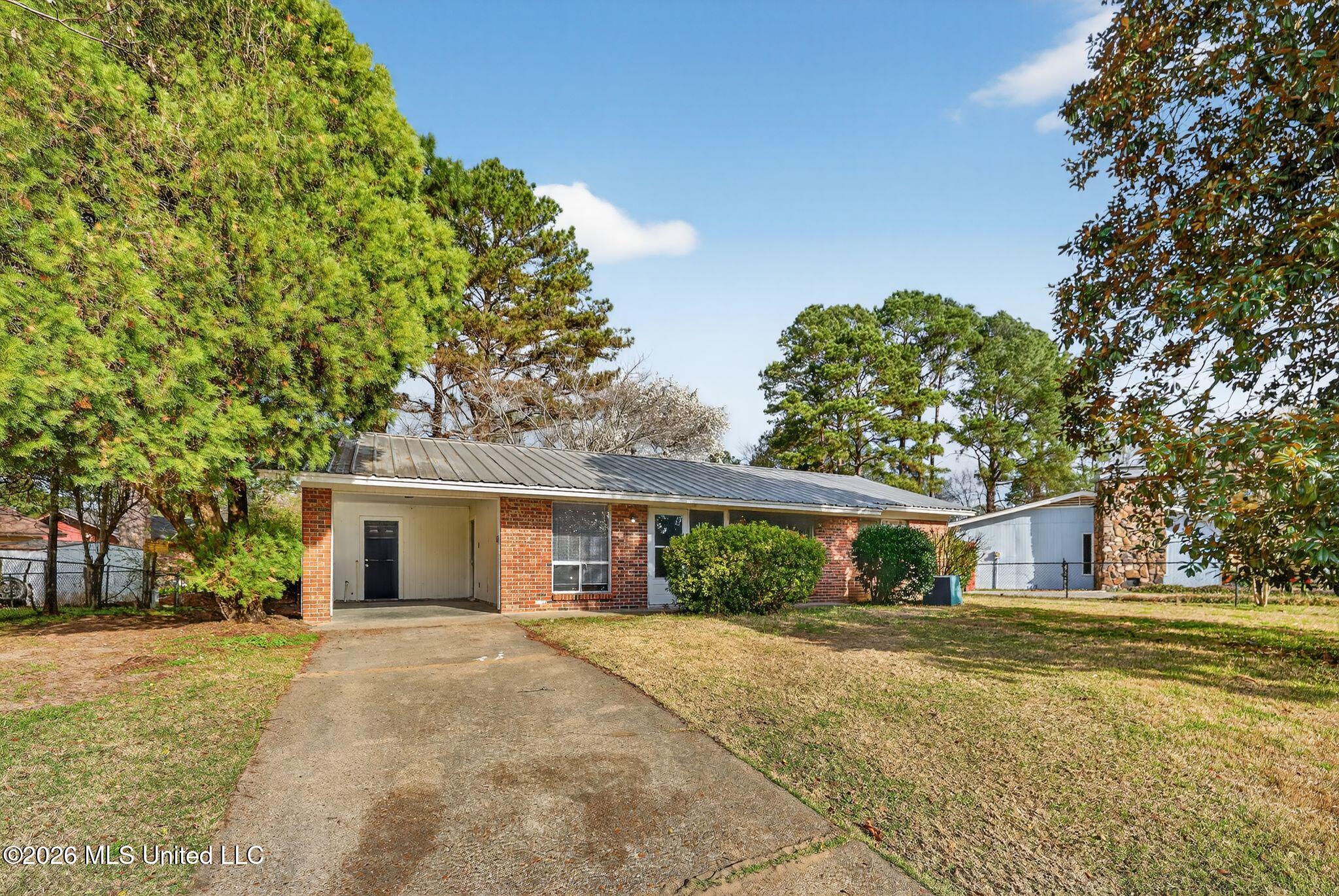 117 James Monroe Place Jackson, MS 39213 - Photo 1 of 32 Primary