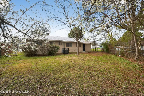 $94,900 | 117 James Monroe Place, Jackson, MS 39213