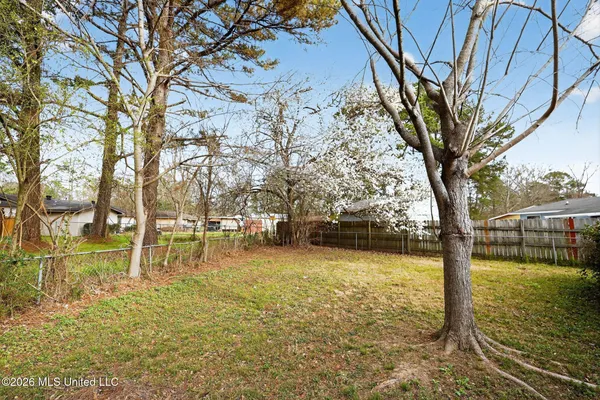 $94,900 | 117 James Monroe Place, Jackson, MS 39213