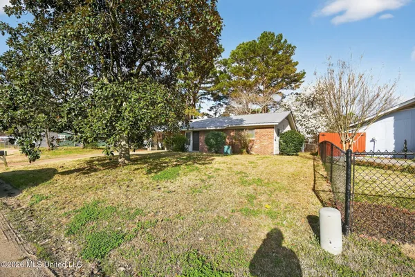$94,900 | 117 James Monroe Place, Jackson, MS 39213