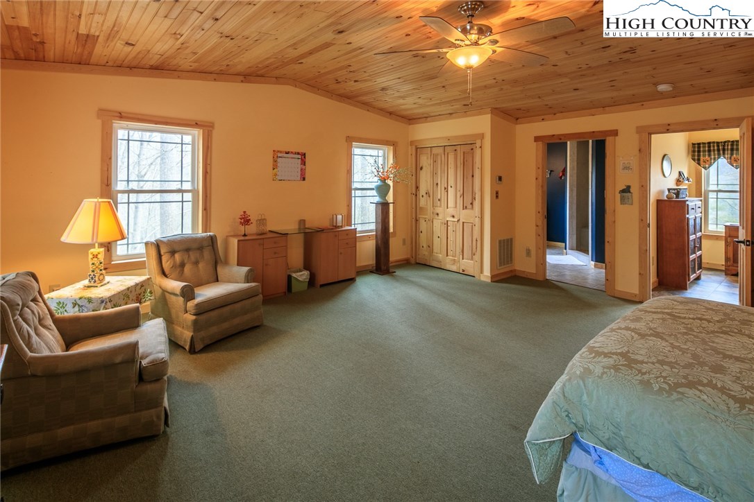 3269 Powder Horn Mountain Road Deep Gap, NC 28618 - Photo 17 of 50 Gallery Image 17