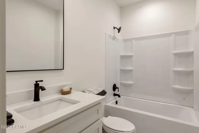 $167,500 | 315 Sandstone Avenue, Unit 307, Scott, LA 70583