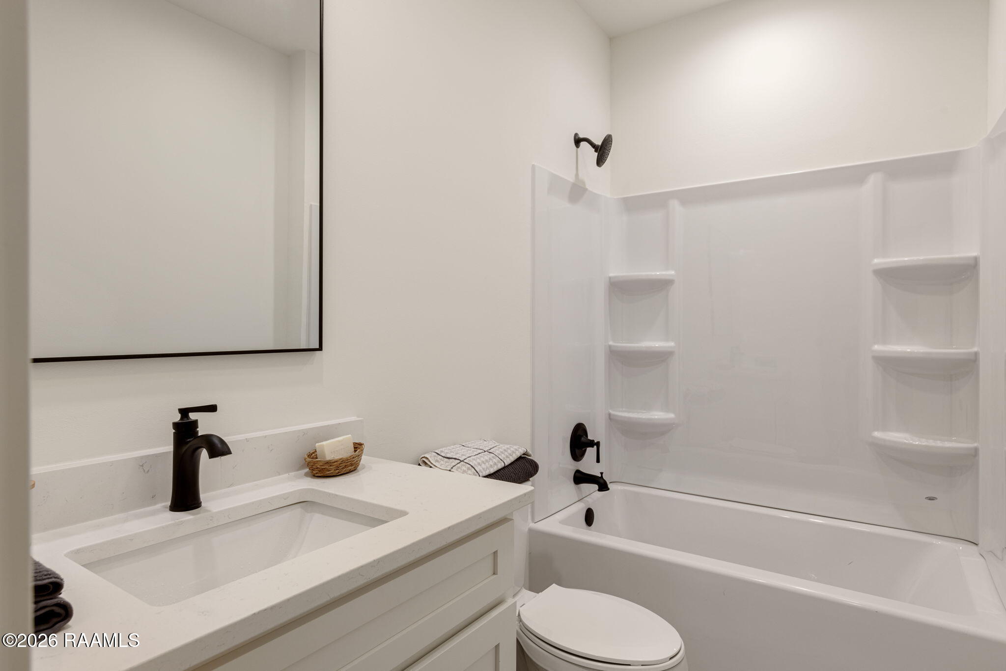 315 Sandstone Avenue, Unit 307 Scott, LA 70583 - Photo 14 of 26 bathroom