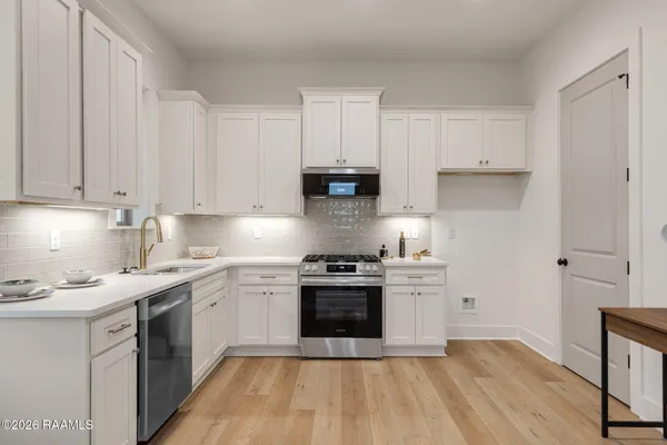 $167,500 | 315 Sandstone Avenue, Unit 307, Scott, LA 70583