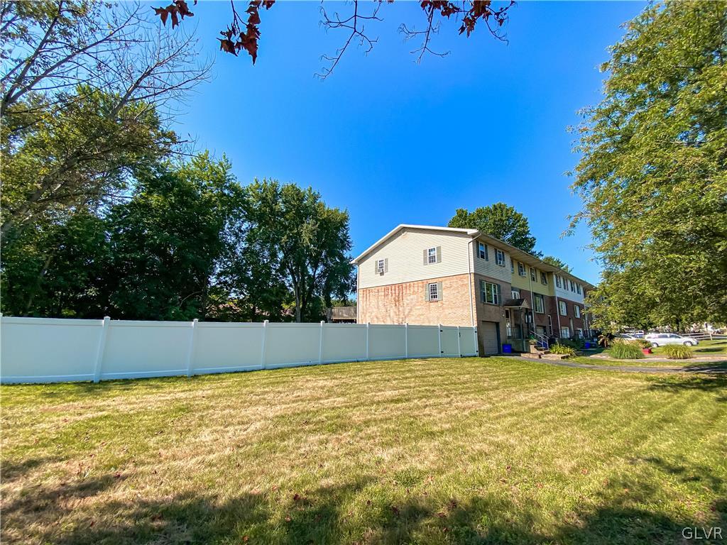 1720 Chester Road Bethlehem, PA 18017 - Photo 2 of 27 Gallery Image 2