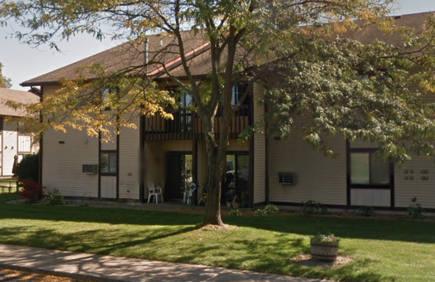 800 East Smith Street Buchanan, MI 49107 - Photo 2 of 14