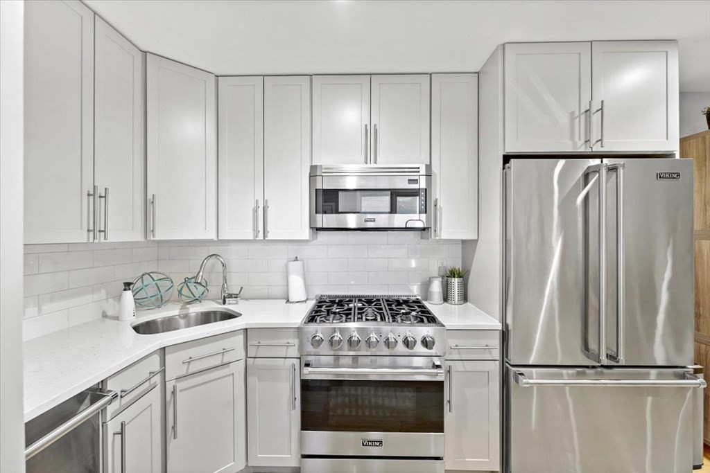 246 Boston Street, Unit 1 Boston, MA 02125 - Photo 4 of 18