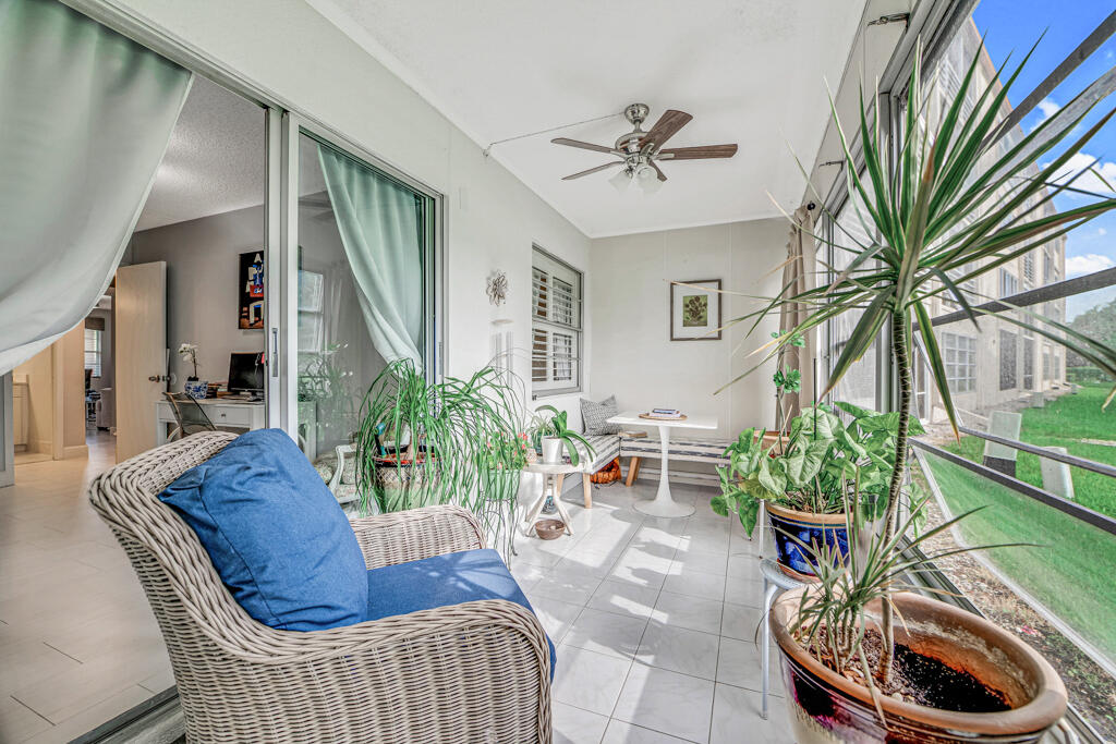 1050 Newcastle A Boca Raton, FL 33434 - Photo 6 of 12 14 BALCONY