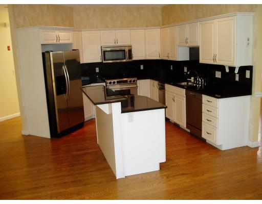 75 Bayberry Road Canton, MA 02021 - Photo 4 of 10 Gallery Image 4