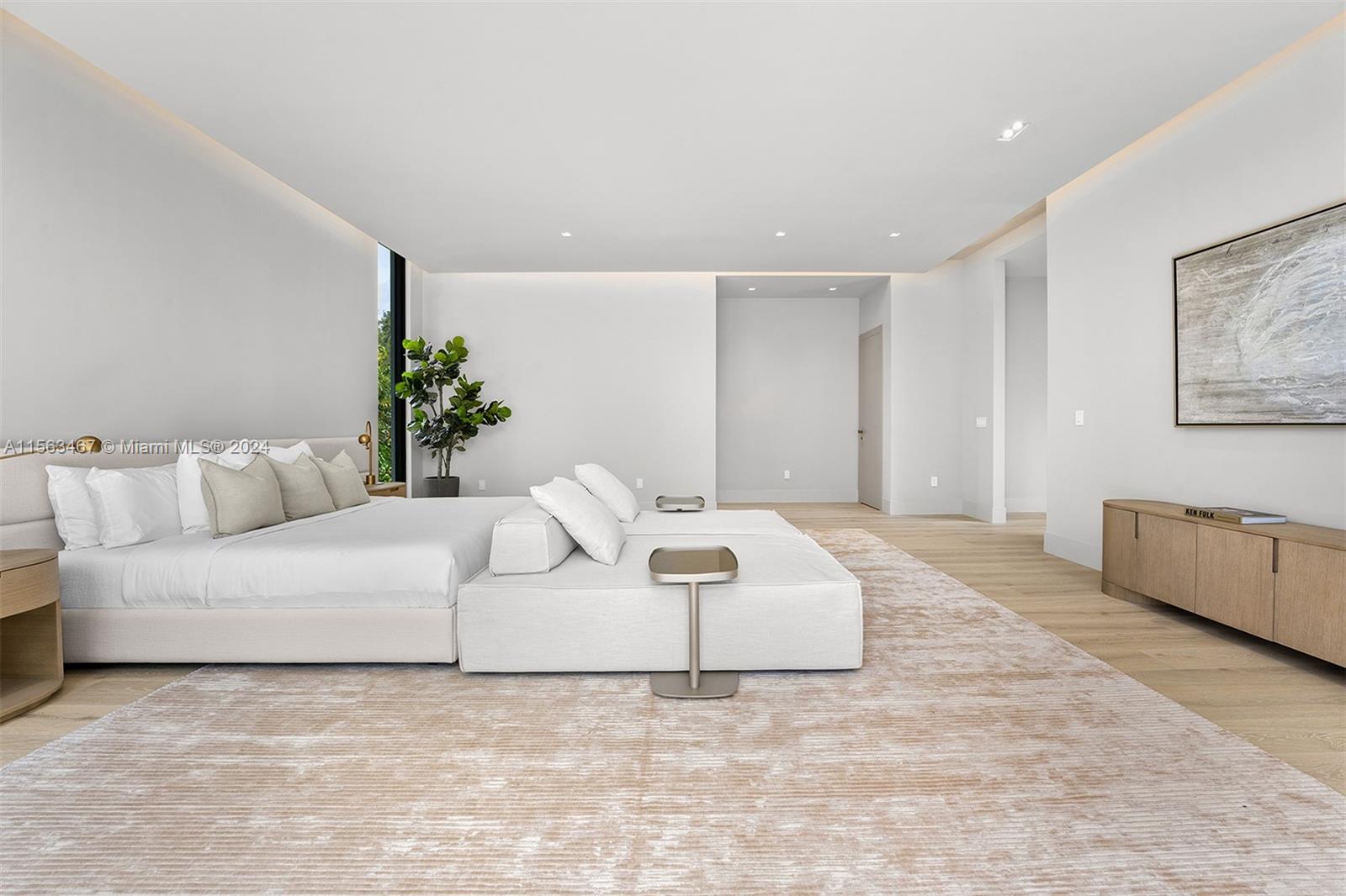 7320 Erwin Road Miami, FL 33143 - Photo 6 of 28