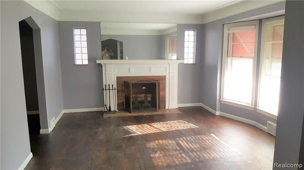 4320 Yorkshire Road Detroit, MI 48224 - Photo 4 of 18