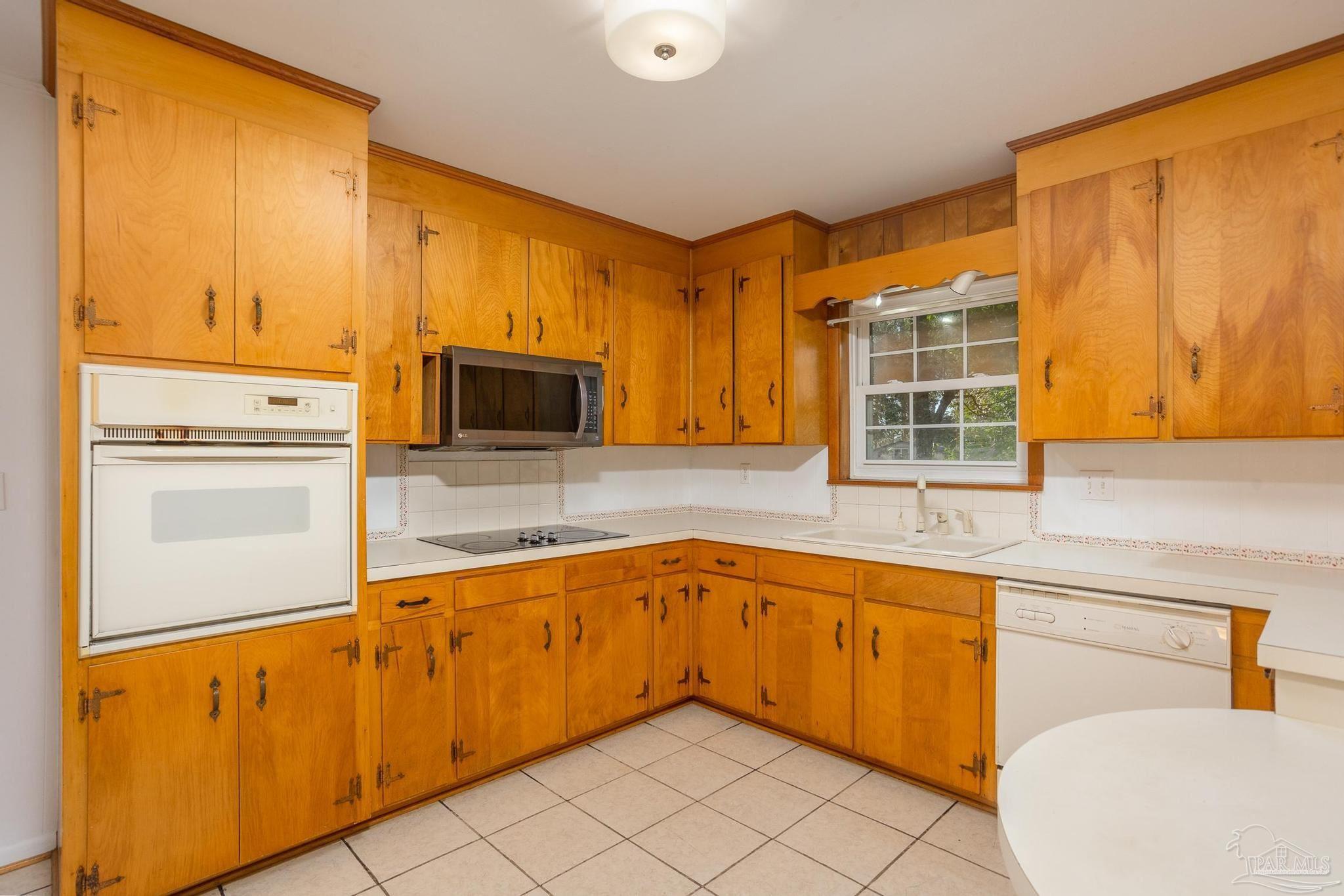 6060 Drexel Road Pensacola, FL 32504 - Photo 10 of 32 Gallery Image 10