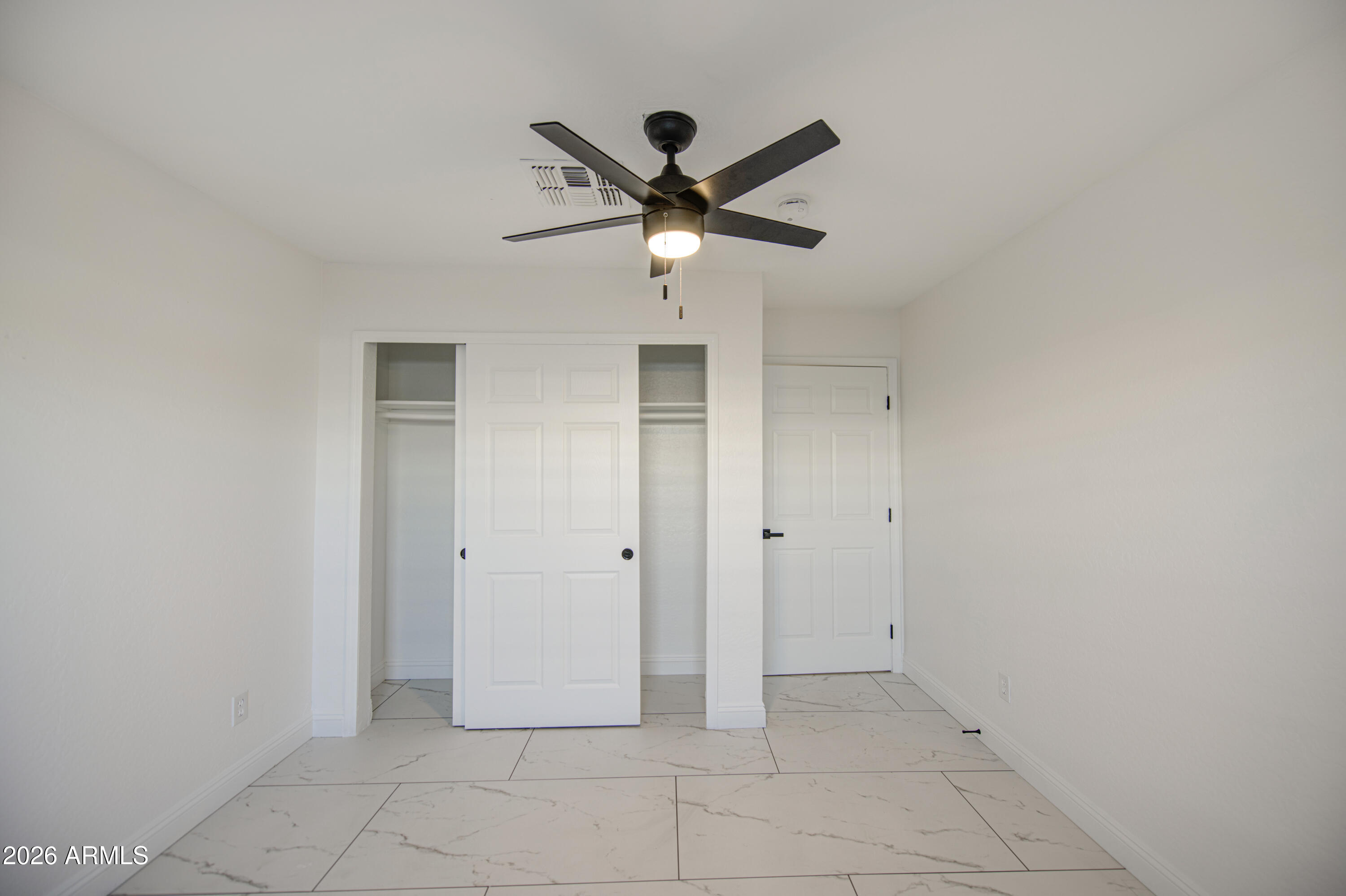 2302 East Alta Vista Road Phoenix, AZ 85042 - Photo 23 of 28 Bedroom 2-pic 2