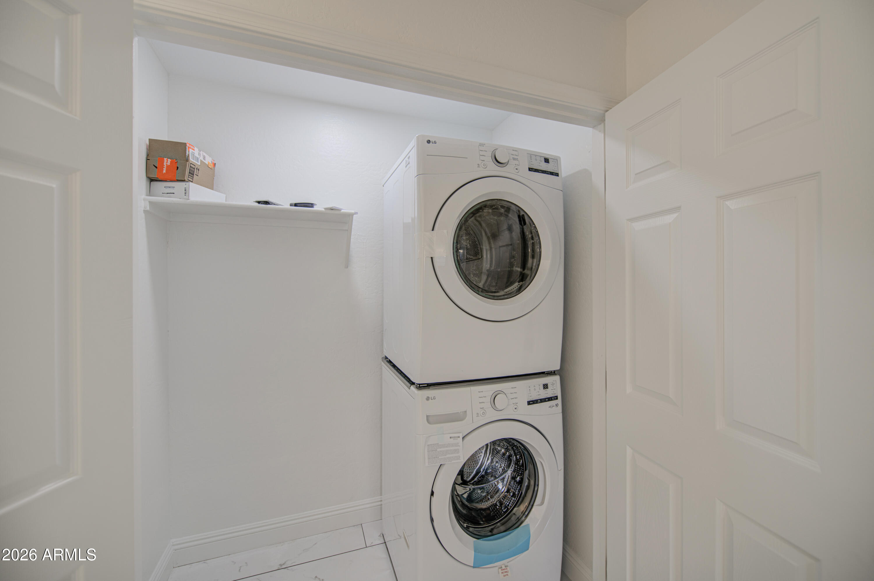 2302 East Alta Vista Road Phoenix, AZ 85042 - Photo 26 of 28 Laundry
