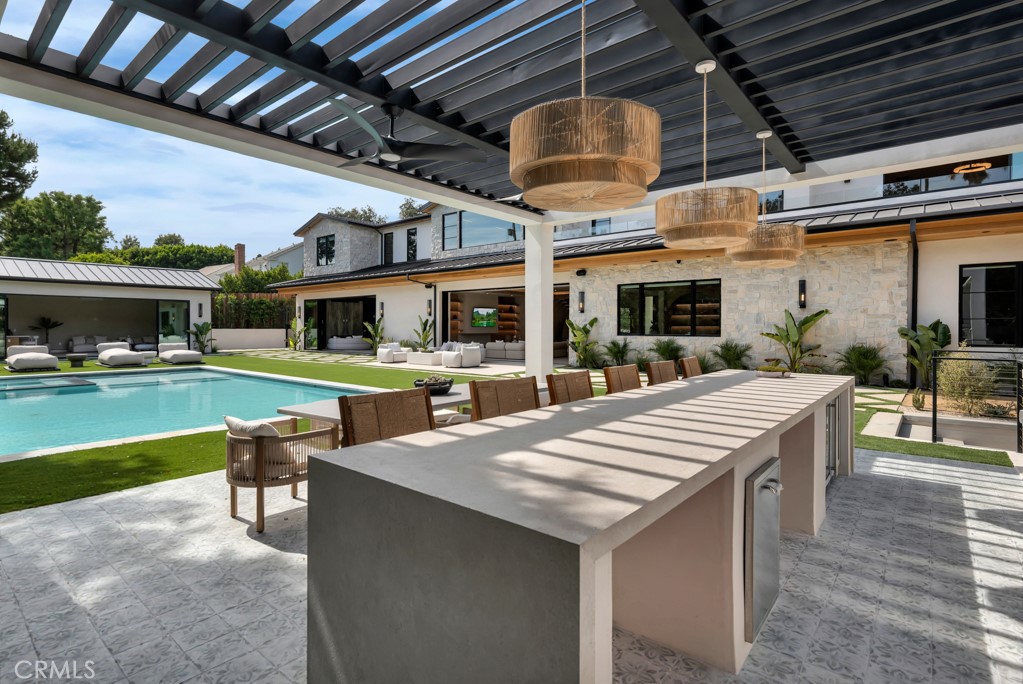 16708 Huerta Road Encino, CA 91436 - Photo 57 of 72 Gallery Image 57