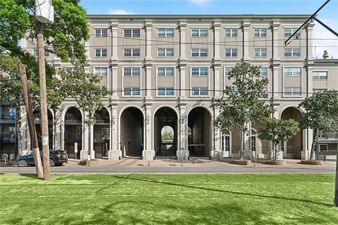 $475,000 | 1750 St Charles Avenue, Unit 202, New Orleans, LA 70130
