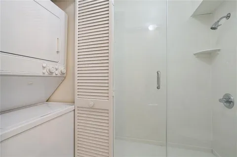 $453,000 | 1750 St Charles Avenue, Unit 202, New Orleans, LA 70130