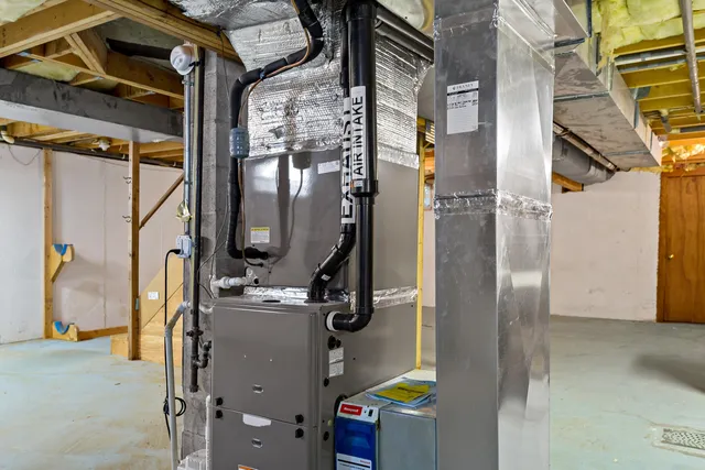 a view of walk in closet