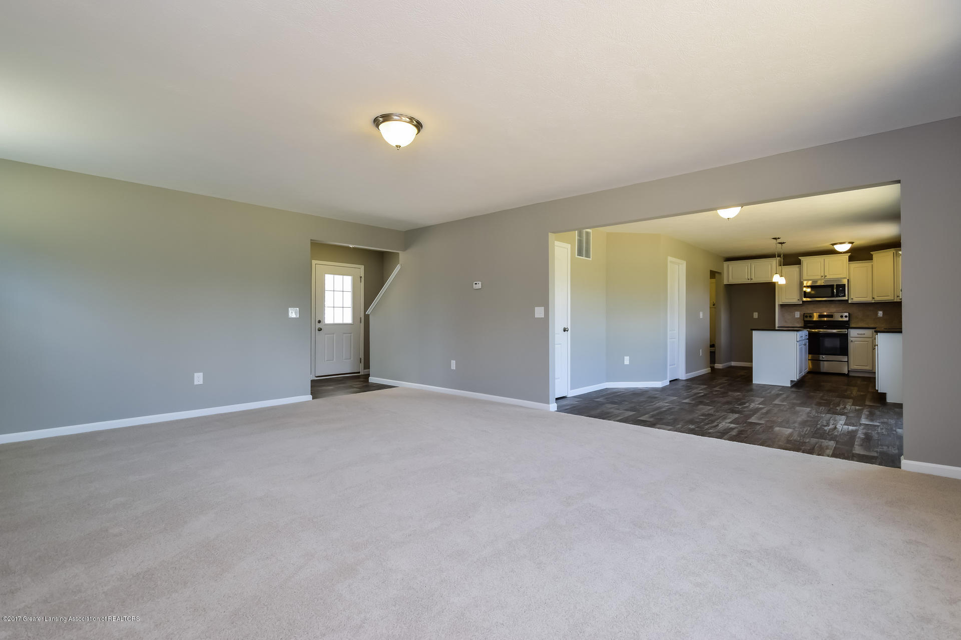 960 Pennine Ridge Way Grand Ledge, MI 48837 - Photo 9 of 21 Living Room MDE017-E2070-4