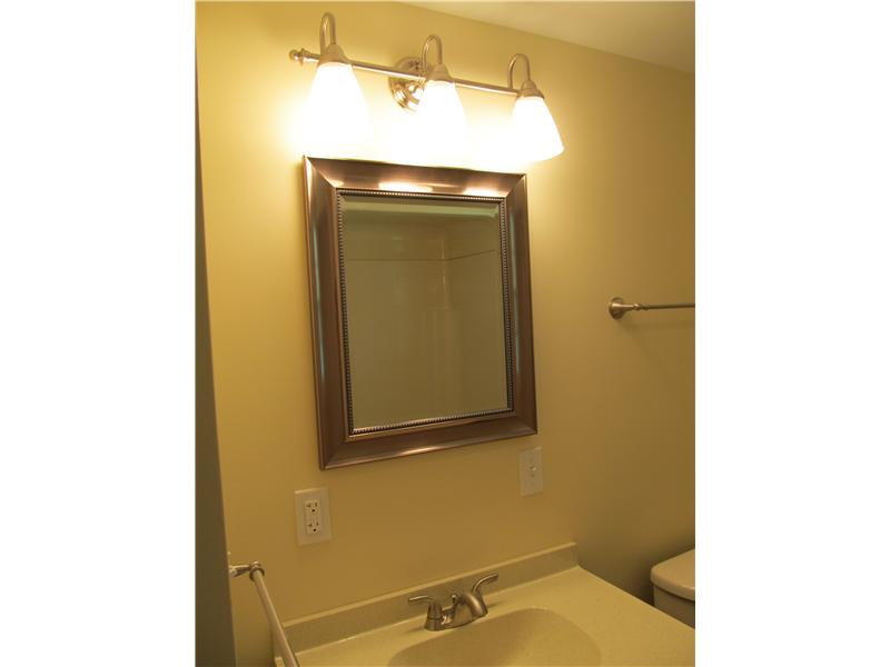 78 Centre Road Glocester, RI 02814 - Photo 13 of 16 Bathroom.