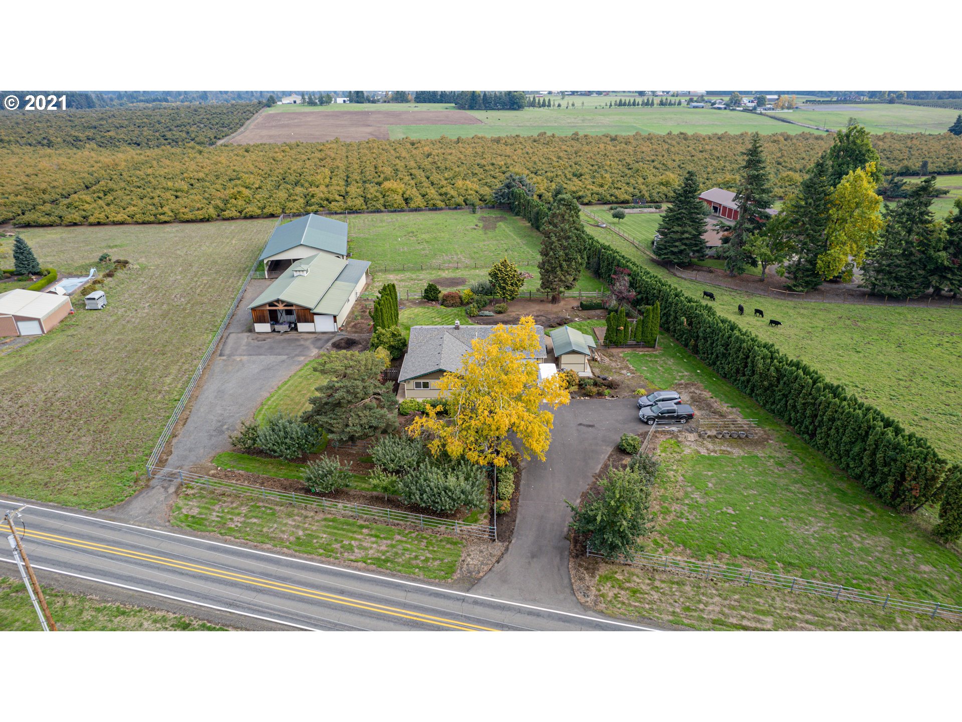 22900 South Haines Road Canby, OR 97013 - Photo 31 of 31 a view of a lake with a garden