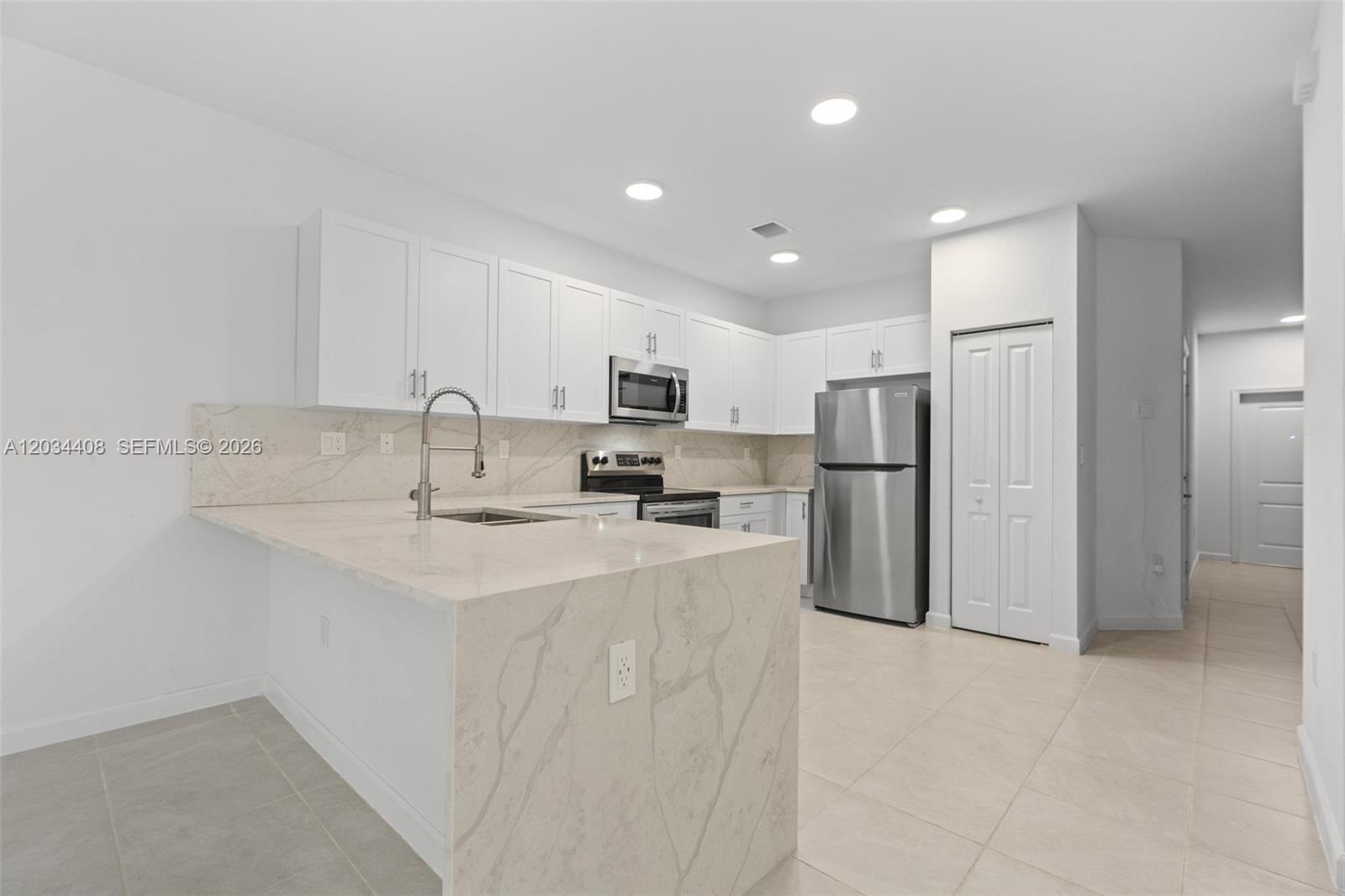 13386 Southwest 287th Street Homestead, FL 33033 - Photo 17 of 76