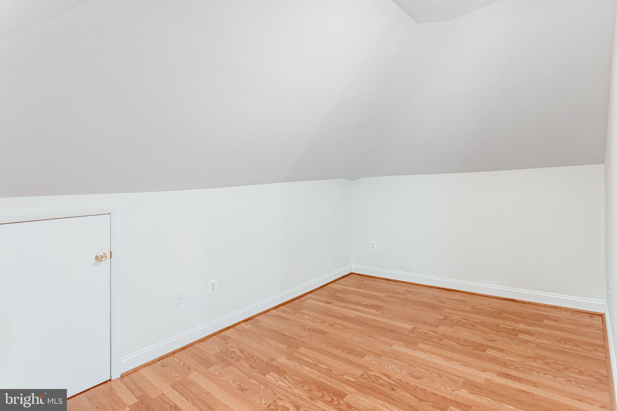 8753 Signal Hill Road, Unit 3 Manassas, VA 20110 - Photo 20 of 29
