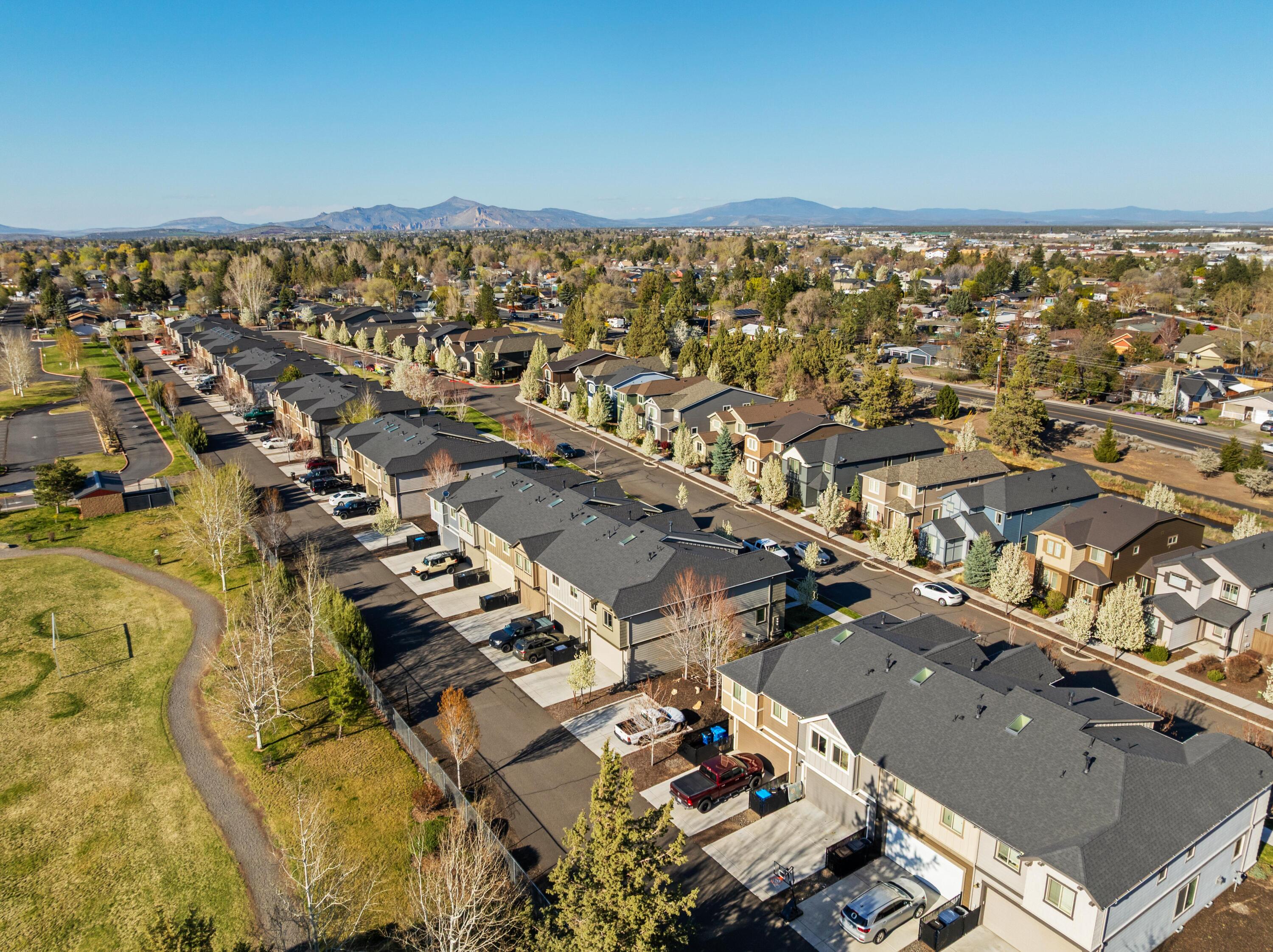 3455 Southwest 28th Street Redmond, OR 97756 - Photo 31 of 35 04-Aerial