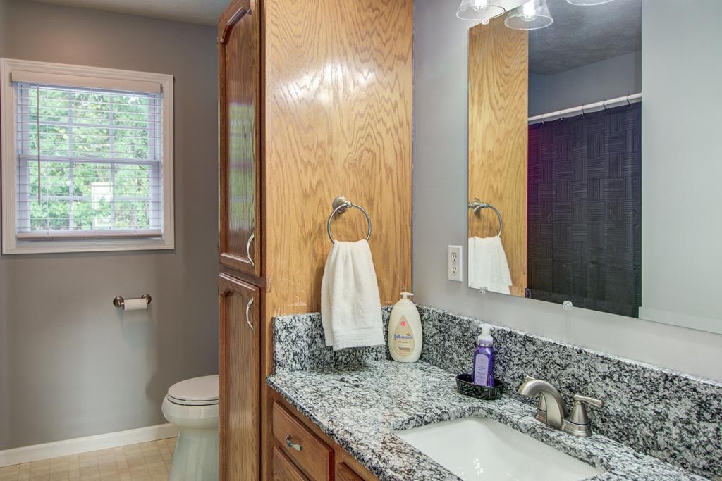 812 Wells Road Maryville, TN 37801 - Photo 13 of 61 Gallery Image 13