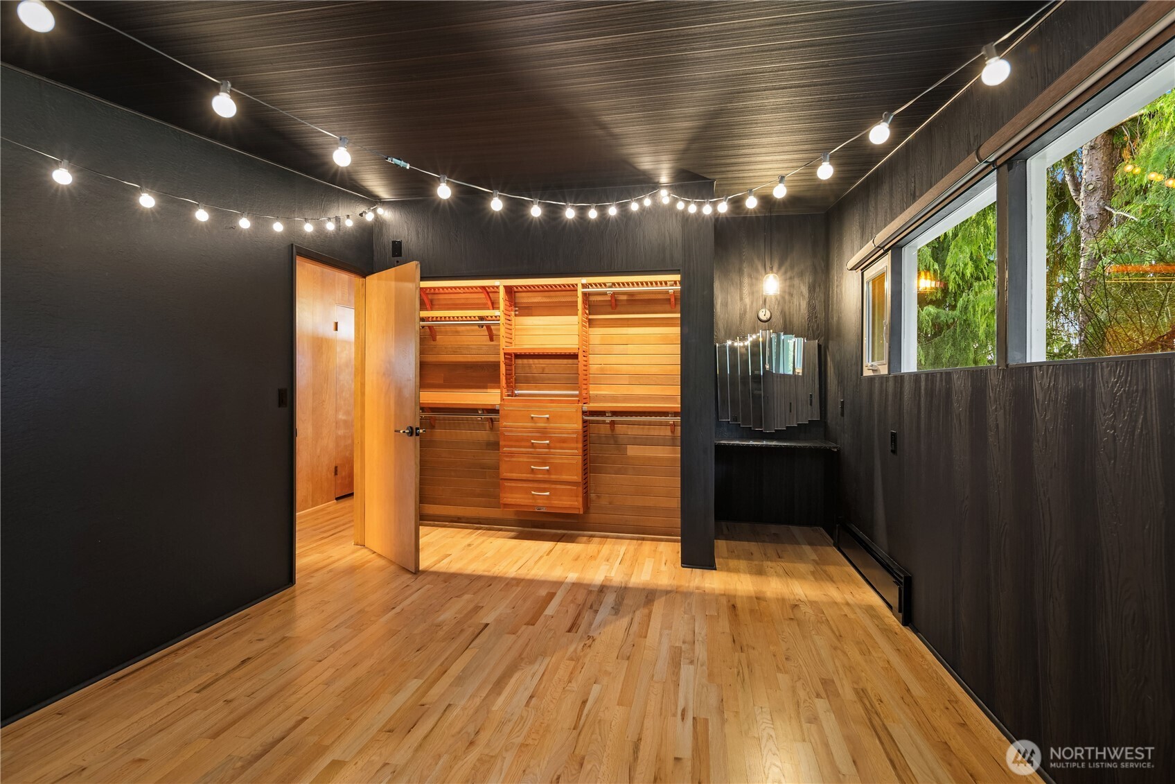 452 11th Street Blaine, WA 98230 - Photo 15 of 33 a view of empty room with wooden floor