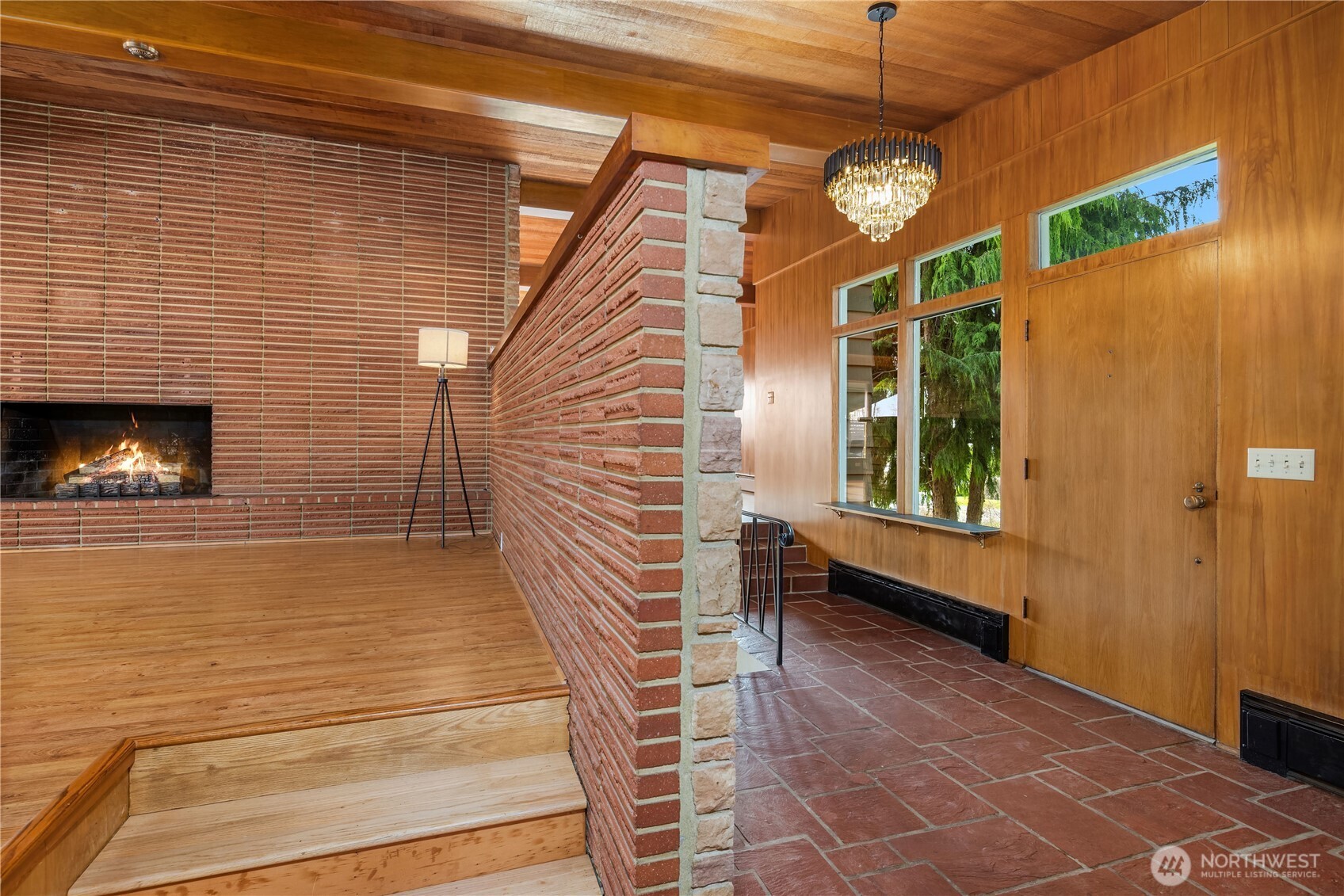 452 11th Street Blaine, WA 98230 - Photo 18 of 33 a view of an entryway with a fireplace