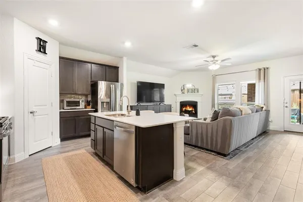 $349,999 | 11028 Los Alamos Drive, Aubrey, TX 76227