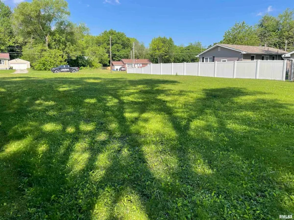$19,500 | 11207 22nd Street, Milan, IL 61264