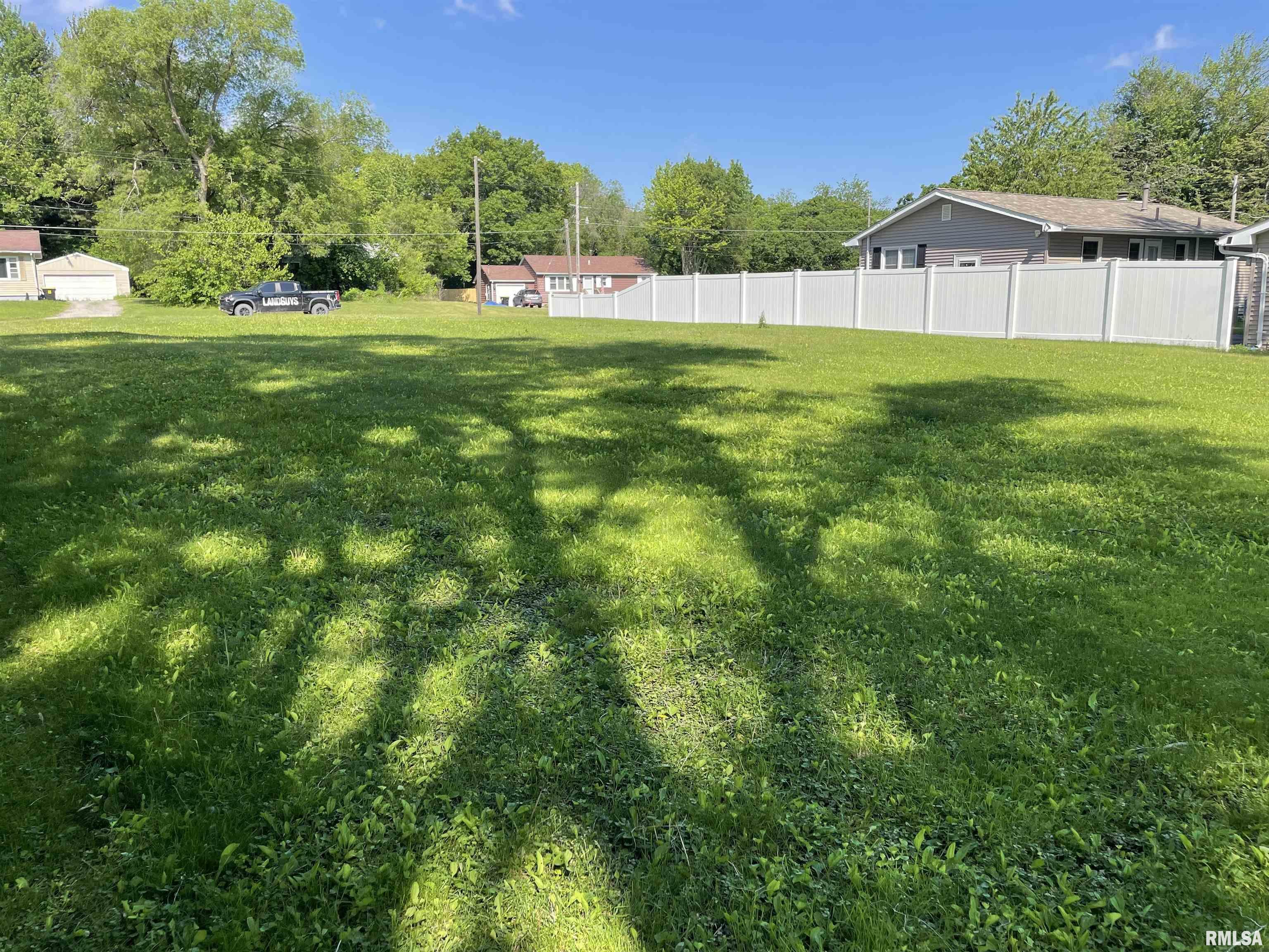 11207 22nd Street Milan, IL 61264 - Photo 11 of 17